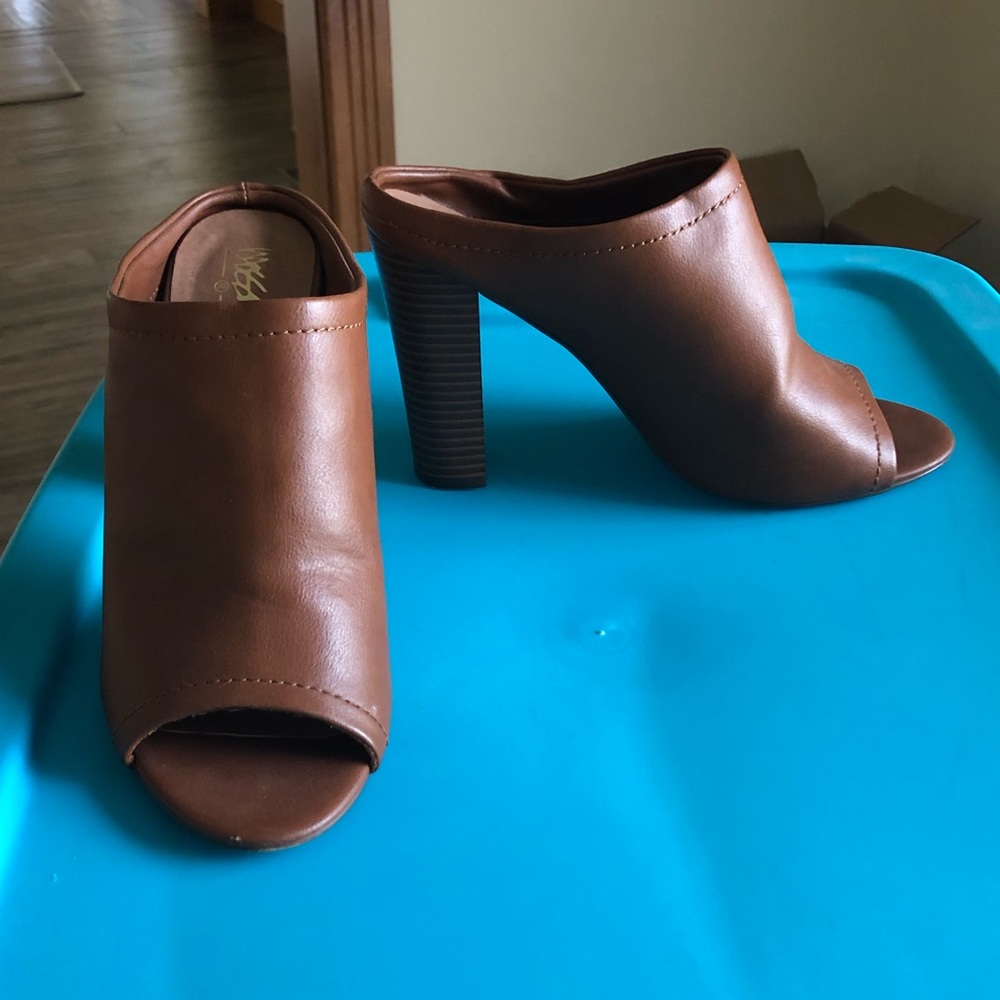 Size 9 heels